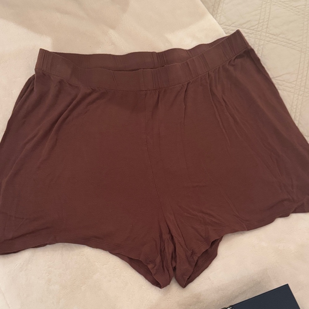 SKIMS Brown Women's Shorts